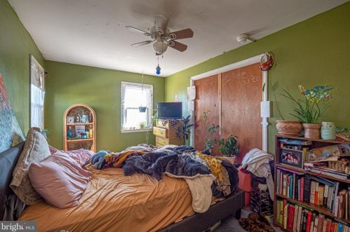 145 Isabel Ave, Manor PA 19036-1407 exterior