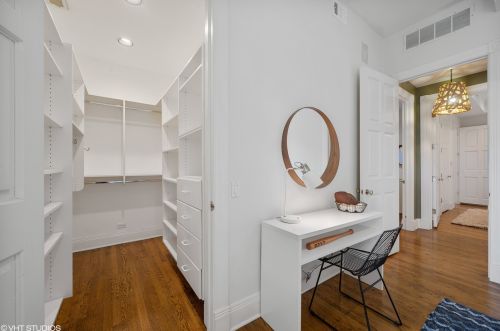 455 Webster Ave, Chicago IL 60614-3708 exterior