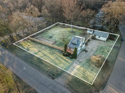 1007 Parker Ave, Kalamazoo MI  49008-3143 exterior