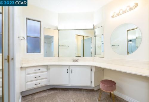 2081 Dalis Dr, Concord CA 94520-5423 exterior