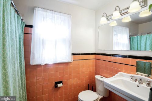 434 Stratford Ave, Camden NJ 08108-2211 exterior