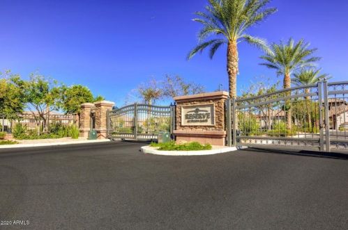 254 Prescott Dr, Chandler AZ  85249-4993 exterior