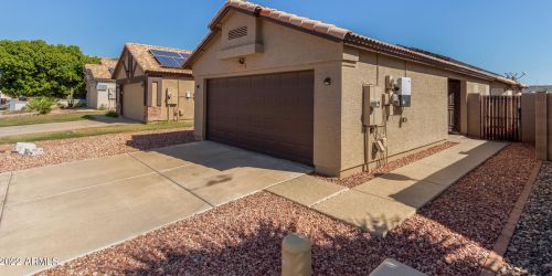 21217 30 Ave, Phoenix AZ 85051-7597 exterior
