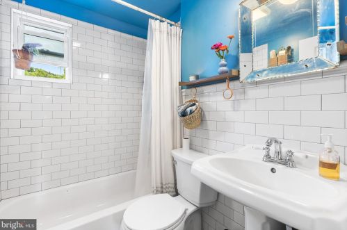 608 Federal St, Philadelphia PA 19147-4844 exterior