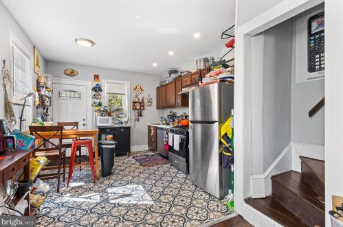 3900 Fairmount Ave, Philadelphia PA  19104-1806 exterior