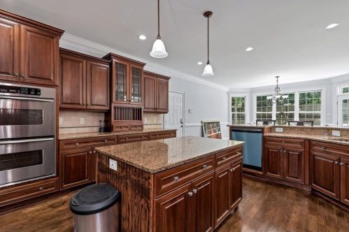 2132 Innsfail Dr, Lithonia GA  30078-2059 exterior