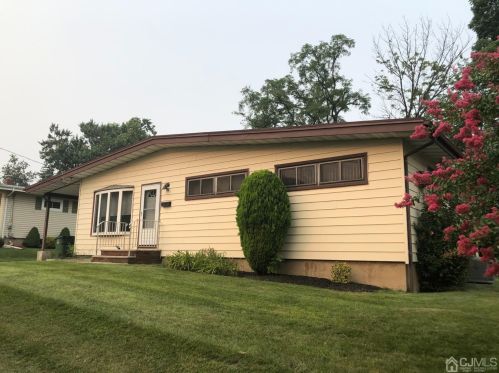 27 Mill Rd, Edison, NJ 08817-4828