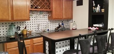 8120 Wyndam Rd, Camden NJ 08109-3221 exterior