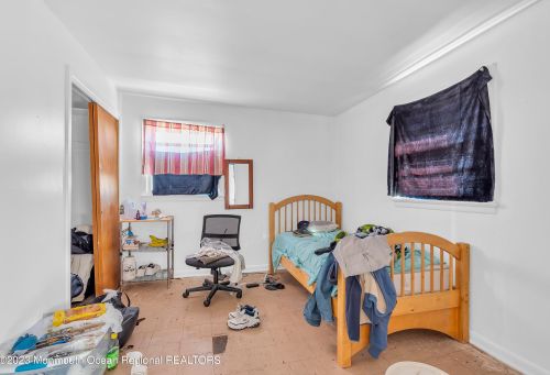 204 Channel Dr, Point Pleasant Beach NJ 08742-2619 exterior