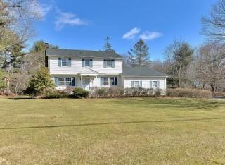 18 Old Forge Rd, Chester, NJ 07930-2306