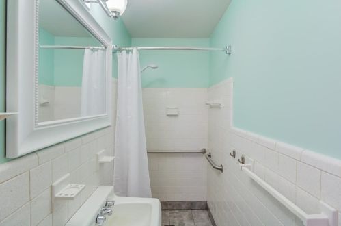 4066 Spg Mdw Rd, Tucker GA 30084-2165 exterior