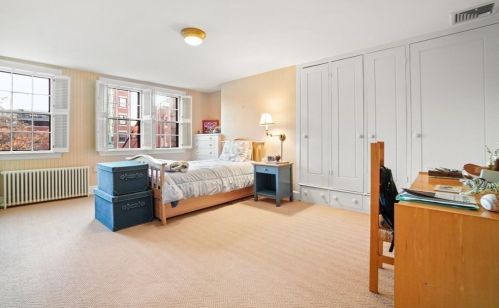 28 Chestnut St, Boston MA exterior