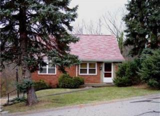 22 Joslyn Dr, Pittsburgh PA  15235-3928 exterior