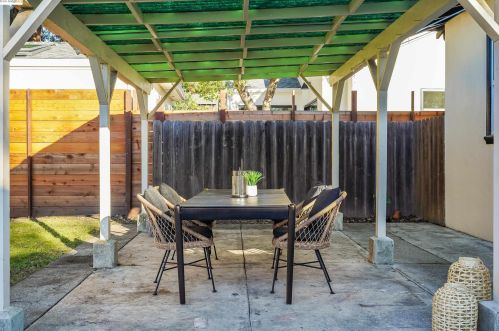 1817 Ward St, Berkeley CA 94705-1111 exterior