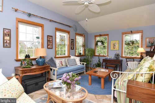 406 Market St, Lewes DE 19958-1119 exterior