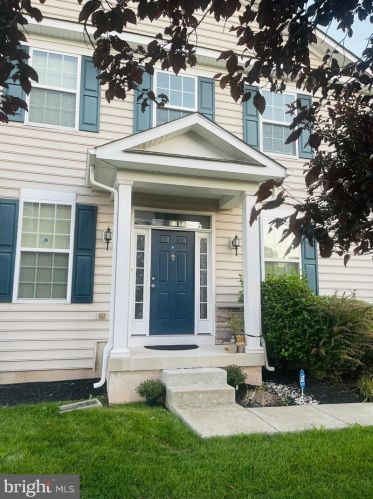 281 Fairfield Cir, Limerick PA  19468-2859 exterior