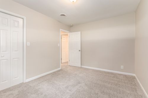 2406 Burbank St, Joliet IL 60435-1408 exterior