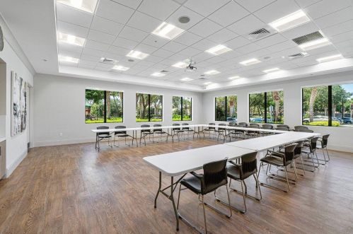 6737 Watertown Dr, Boynton Beach FL 33437-3938 exterior