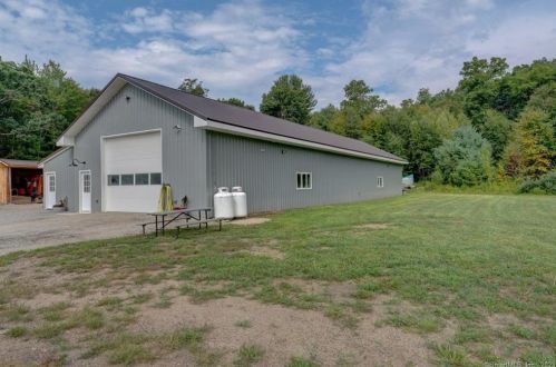 325 Hl Rd, Torrington CT 06790-5834 exterior