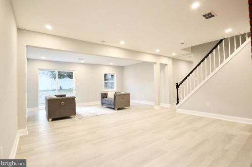 9314 Academy Rd, Philadelphia PA  19114-3523 exterior