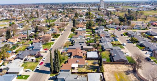 654 Birchwood Way, Turlock CA 95380-5952 exterior