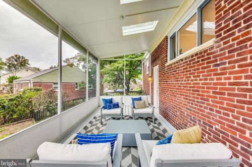 2315 Homestead Dr, Silver Spring MD 20902-4950 exterior