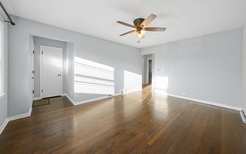 7427 Osceola Ave, Chicago, IL 60631-4434