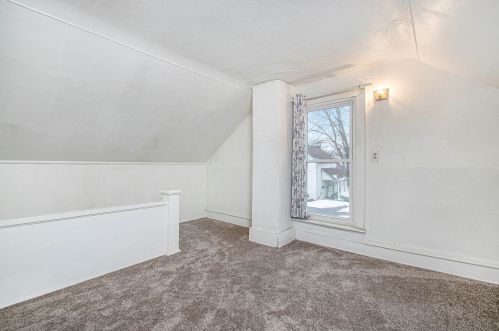 1310 Mcreynolds Ave, Grand Rapids MI 49504-3118 exterior