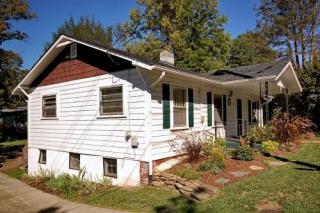 75 Craig Cir, Asheville, NC 28805-2015