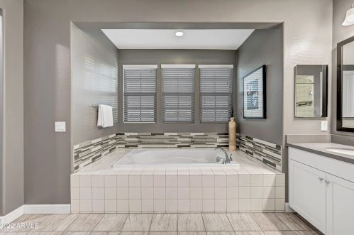 923 Kaibab Dr, Chandler AZ 85248 exterior