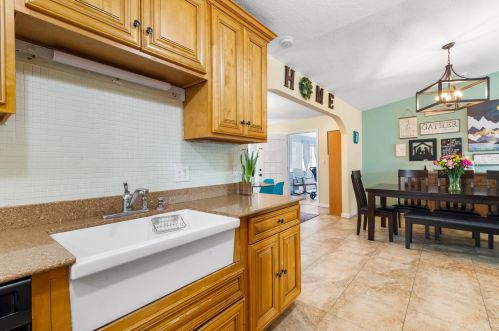 709 Dorchester St, Fort Pierce FL  34983-8762 exterior