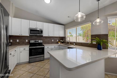 14821 42nd St, Phoenix AZ 85050-3377 exterior