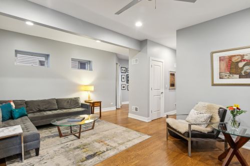 2037 Sawyer Ave, Chicago IL 60647-2703 exterior