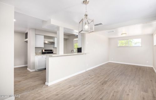 6202 28th St, Tucson AZ  85711-6808 exterior