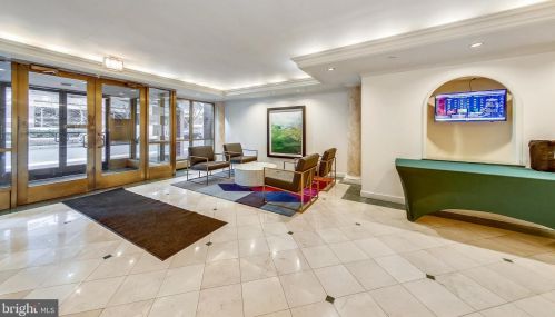 2301 N St, Washington DC  20037-1126 exterior