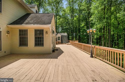 15302 Sweetridge Rd, Silver Spring MD 20905-3804 exterior