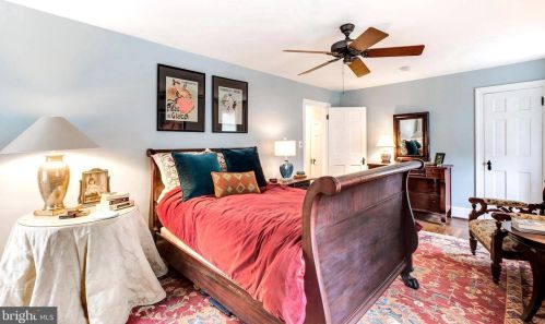 301 Glendale Ave, Alexandria VA 22301-2407 exterior