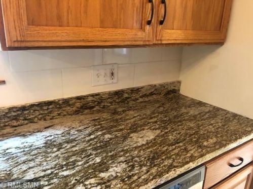 5089 Main St, Maple Plain MN 55359-9430 exterior