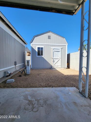 18214 2nd St, Phoenix AZ  85022-1006 exterior