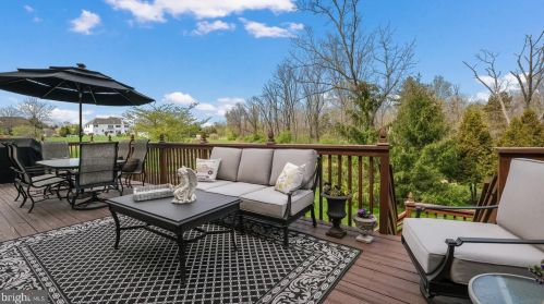 2706 Dillon Dr, Jamison PA 18929-1259 exterior