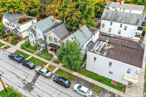 190 Winnikee Ave, Poughkeepsie NY 12601-2731 exterior