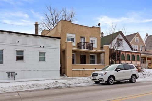 2205 Greenfield Ave, Milwaukee WI  53204-1973 exterior