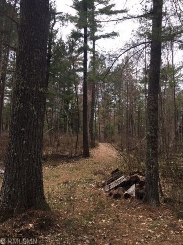 5810 Bass Lk Dr, Slater MN 56672-3080 exterior