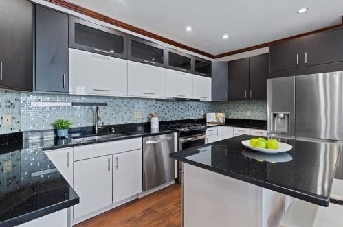 78 Hbr Vw St, Boston MA exterior