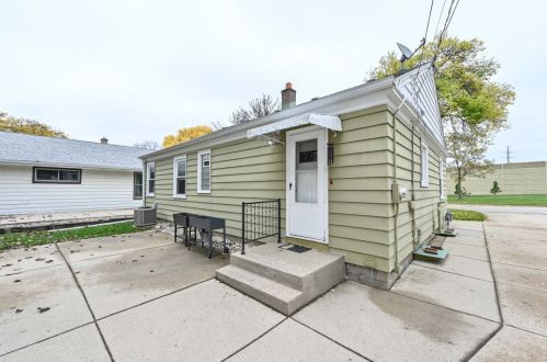 613 97, Milwaukee WI 53225-2503 exterior