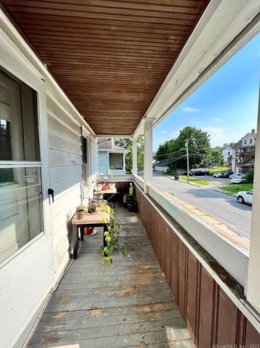 29 Clarence St, Torrington CT 06790-6745 exterior