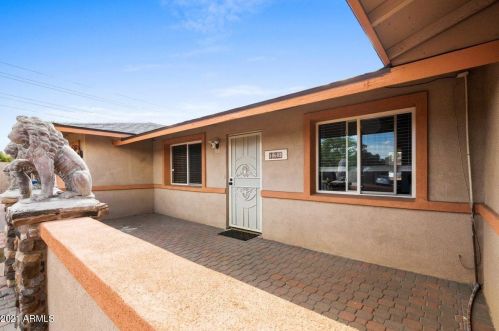 10602 35th St, Phoenix, AZ 85028-3312