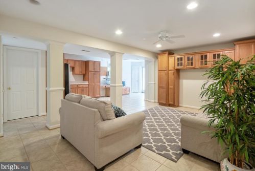 3580 Dotty Ct, Huntingtown MD  20639 exterior