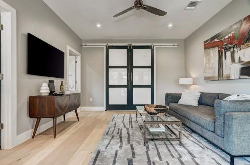 6819 Arroyo Seco, Austin TX 78756-1305 exterior