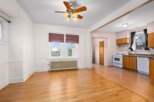 207 Perryview Ave, Pittsburgh PA 15214-1528 exterior